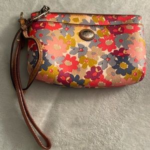 Coach wallet/wristlet